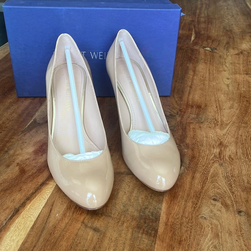 Stuart Weitzman Nude Pumps, Size 10